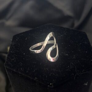 Sterling Silver Open Wave Women's Ring - Silver